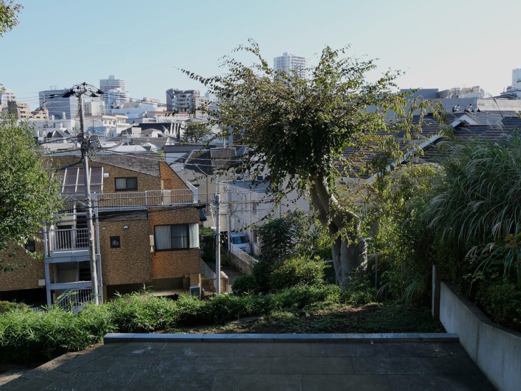 神足寺　境内